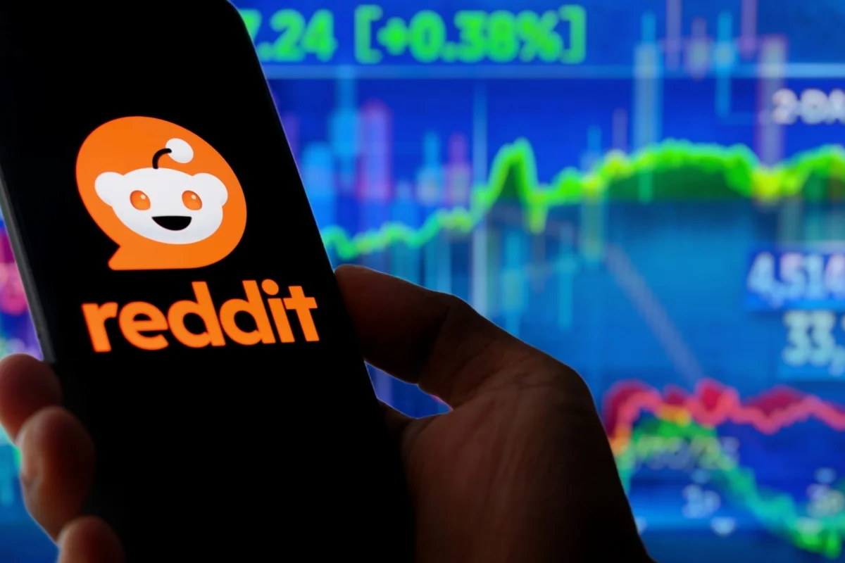 Reddit prices IPO at $34 per share, the top of the range